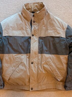 VTG London Fog Two-Tone Tan and Gray Puff Jacket